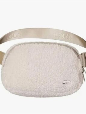 NWOT Lole Sherpa Belt Bag in Cream with Logo Strap